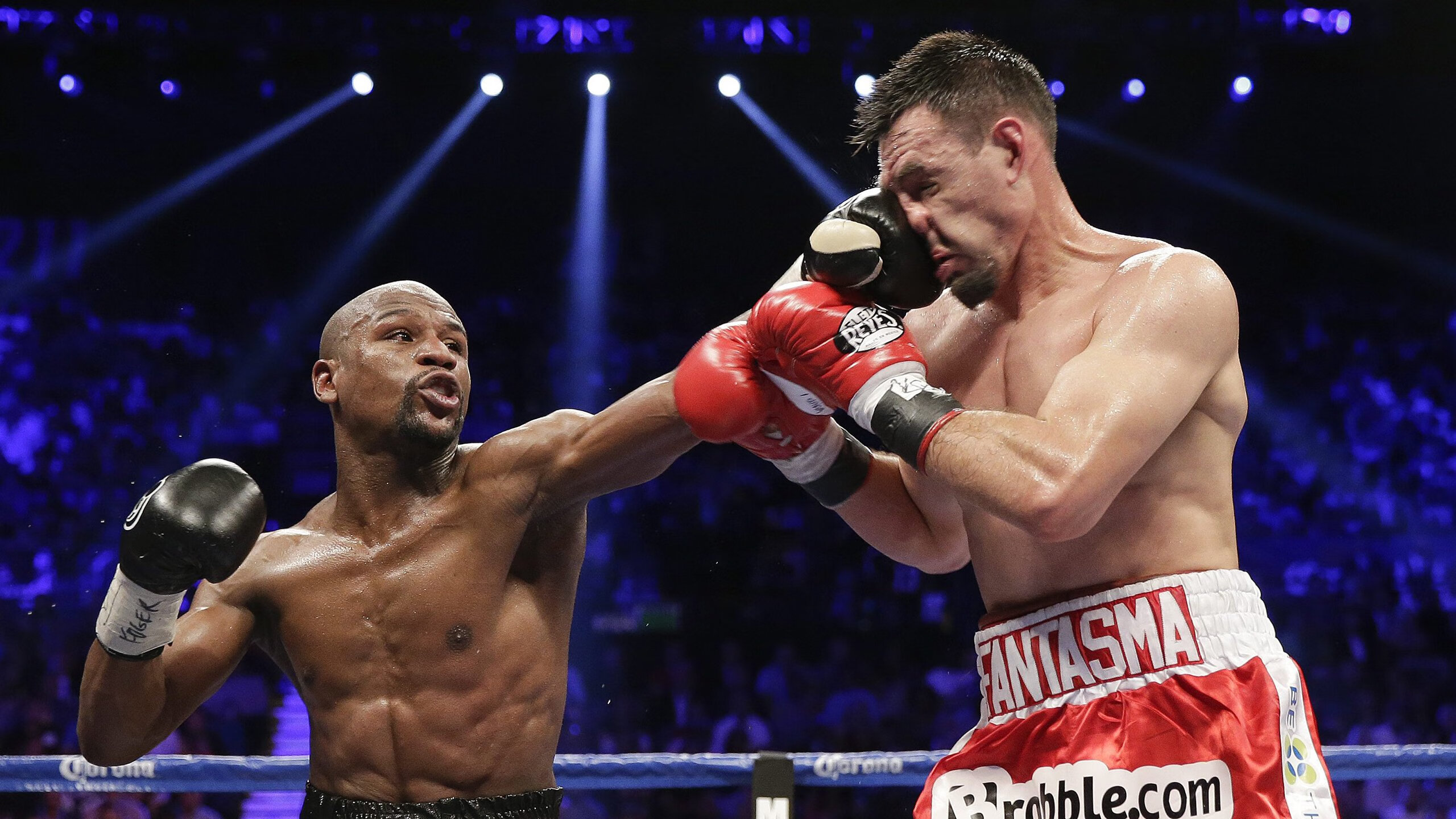 10战6败！布朗32+9绿军无缘16分逆转 魔术小瓦27+6+6，布朗小正